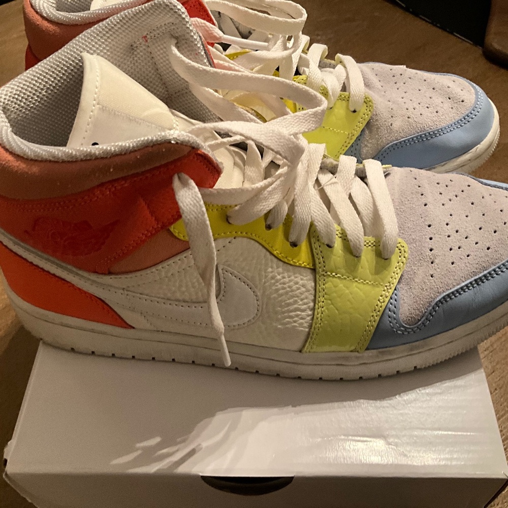 Nike Air Jordan 1 Mid To My First Coach